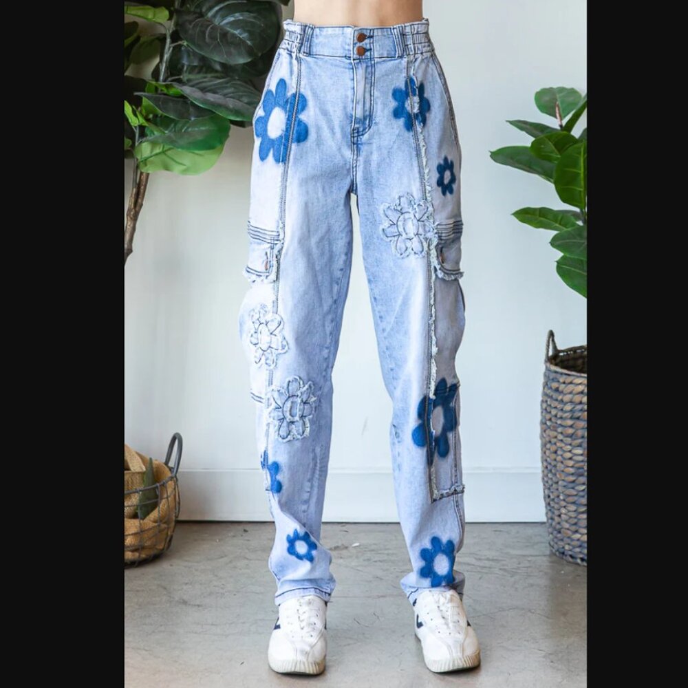 B1093 OLI & HALI Blue Daisy Patchwork Cargo Denim Jeans - Picture 5 of 6